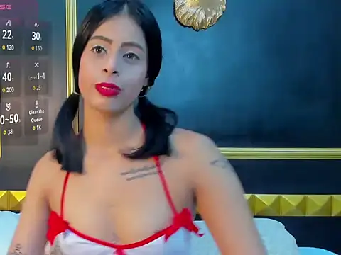 laura maite  online show from November 19, 12:05 pm