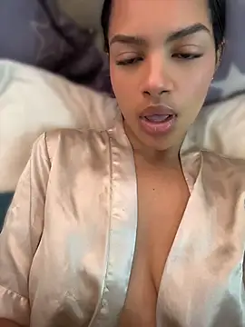 MeganHillss online show from July 5, 9:21 pm