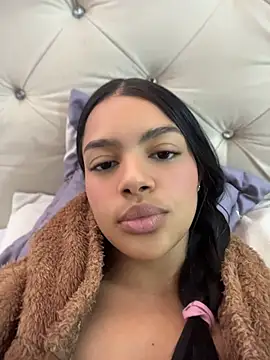 MeganHillss online show from July 14, 8:48 pm
