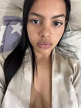 MeganHillss online show from June 27, 8:42 am