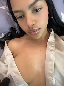 MeganHillss online show from July 4, 10:03 pm