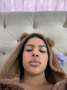 MeganHillss online show from July 15, 8:38 pm