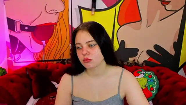 SnowWhiti online show from January 7, 6:29 am