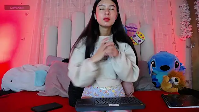 SweetRenata  online show from March 5, 11:51 am