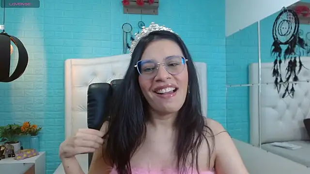 caty angel online show from October 11, 8:10 pm