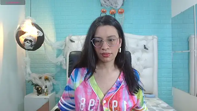 caty angel online show from October 20, 7:25 pm