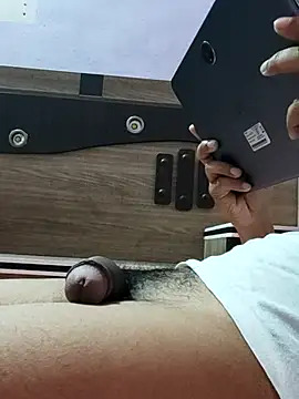 vickymtrb online show from October 30, 6:38 pm