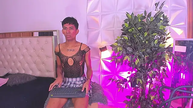 Ethan thouse online show from October 27, 7:26 pm