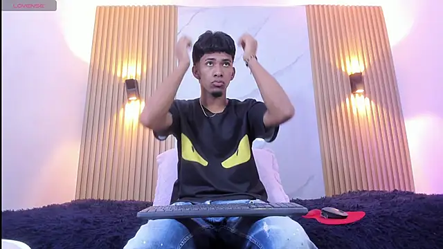 Ethan thouse online show from October 11, 3:07 am