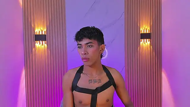 Ethan thouse online show from November 23, 6:51 pm