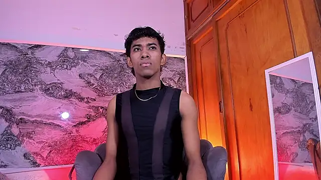 Ethan thouse online show from December 20, 7:06 pm