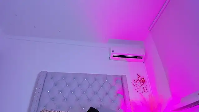 ChocoBunny1 online show from November 10, 4:06 am