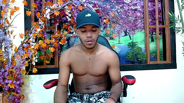 Yeinner  online show from October 15, 7:22 pm