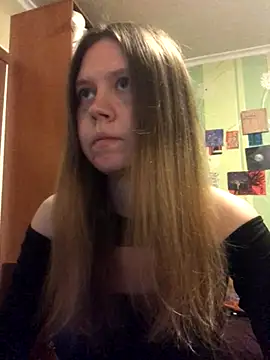 Snapshot of LunaVirelle chatting on October 17, 9:16 pm LunaVirelle online show from October 17, 9:16 pm