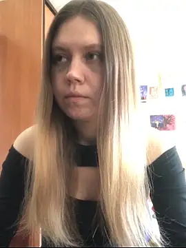 LunaVirelle online show from February 10, 10:03 am