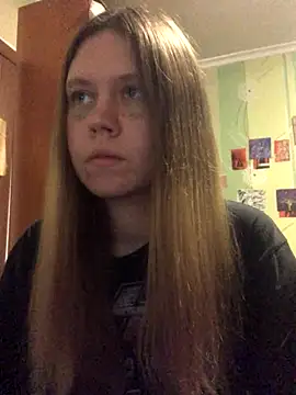 LunaVirelle online show from November 6, 5:39 pm