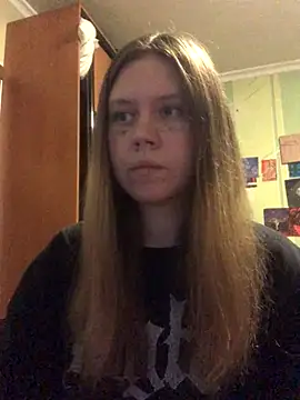 LunaVirelle online show from October 25, 7:58 pm