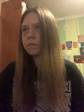 LunaVirelle online show from November 2, 4:45 pm