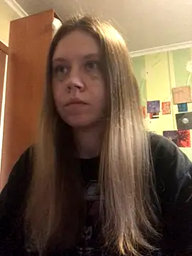 LunaVirelle online show from November 22, 2:05 pm