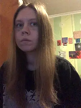 LunaVirelle online show from November 4, 3:49 pm