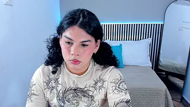 Little Alli online show from October 15, 7:33 pm