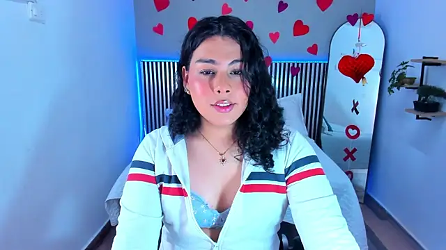 Little Alli online show from February 13, 1:05 am