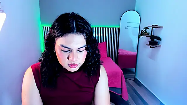 Little Alli online show from December 16, 12:59 am