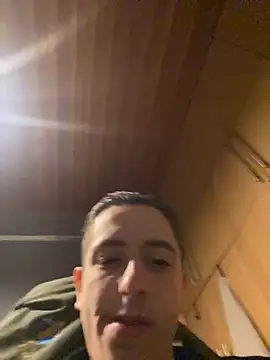 Snapshot of Asimako chatting on December 15, 6:58 pm Asimako online show from December 15, 6:58 pm