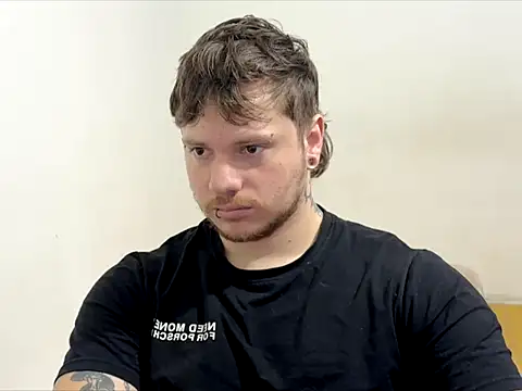 Skol 100802 online show from April 4, 3:29 pm