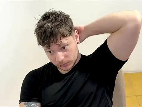 Skol 100802 online show from March 19, 4:07 pm