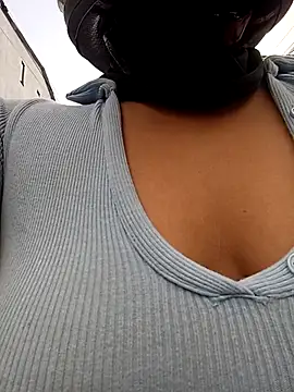 Snapshot of Scarlet_Aura chatting on November 21, 8:52 pm Scarlet Aura online show from November 21, 8:52 pm