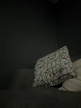 Snapshot of lexuslover687 chatting on July 8, 4:02 am lexuslover687 online show from July 8, 4:02 am