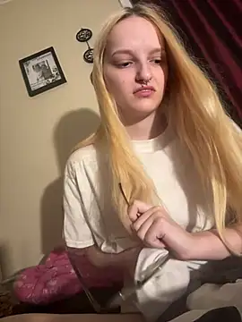 lexuslover687 online show from March 19, 8:36 am