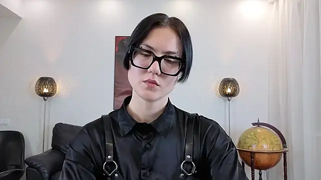 Marie Fitch online show from May 4, 12:47 am