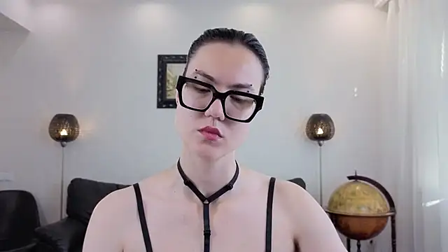 Marie Fitch online show from July 9, 3:51 am