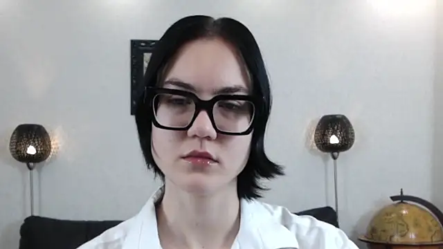 Marie Fitch online show from November 27, 3:18 am