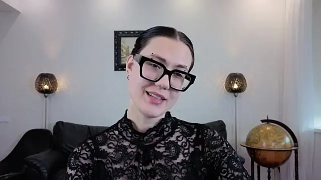 Marie Fitch online show from June 4, 2:27 am