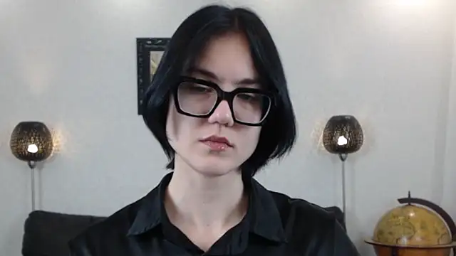 Marie Fitch online show from November 14, 5:11 am