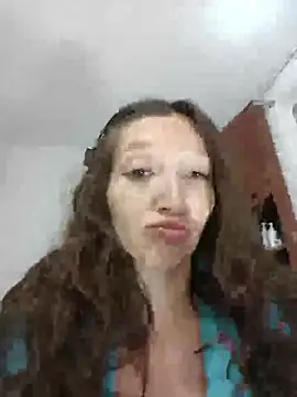 Snapshot of Lucy_colee chatting on February 5, 1:18 pm Lucy colee online show from February 5, 1:18 pm