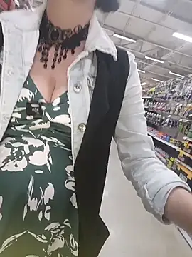 Lucy colee online show from April 9, 12:45 am