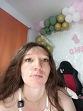 Lucy colee online show from April 10, 4:14 pm