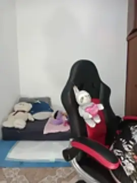 Snapshot of Lucy_colee chatting on February 6, 3:08 pm Lucy colee online show from February 6, 3:08 pm