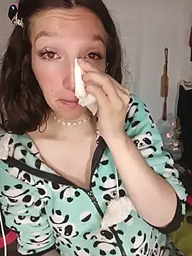 Lucy colee online show from March 31, 6:43 pm