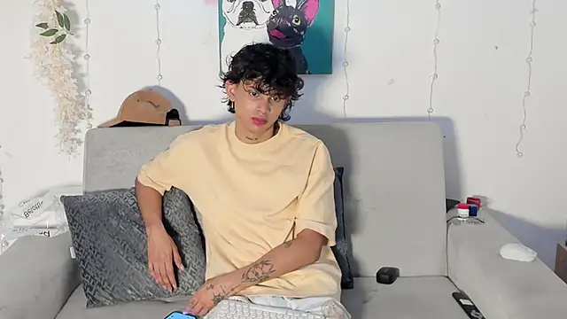 lua boy online show from March 17, 4:04 am