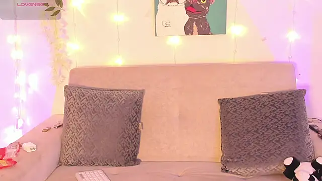 Snapshot of lua_boy chatting on April 9, 3:08 am lua boy online show from April 9, 3:08 am