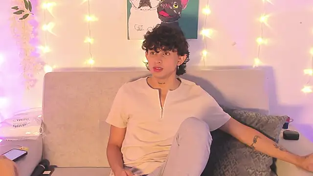 lua boy online show from March 15, 3:57 am