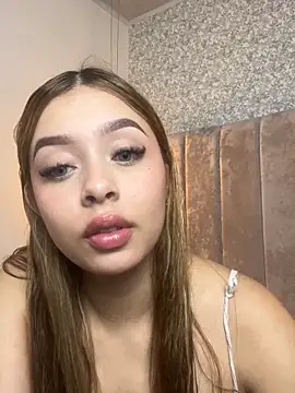 Karoline 606 online show from March 28, 6:03 am