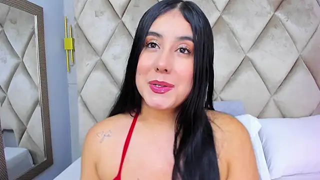 Snapshot of GabyParker_ chatting on July 13, 1:21 pm GabyParker online show from July 13, 1:21 pm