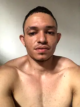 Snapshot of BigMontainsRock chatting on November 27, 5:57 pm BigMontainsRock online show from November 27, 5:57 pm