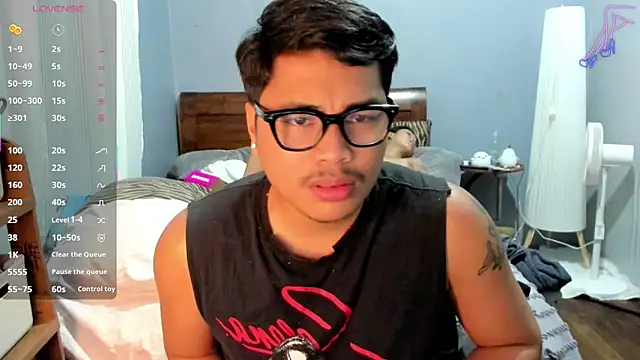 LuisitoJuancho55 online show from December 21, 12:40 pm